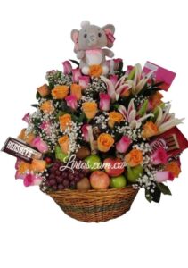 Ramo De Flores y Frutas
