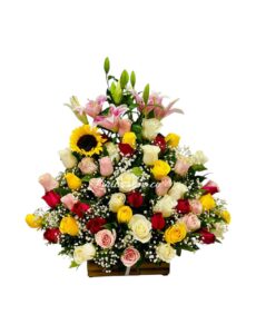 Arreglo con Rosas y Lirios en Cali – Detalle Exclusivo